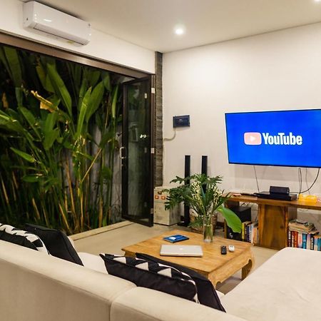 Villa Dakoda Legian  Luaran gambar